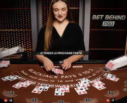 Bet Behind Pro Blackjack sur MagicalSpin